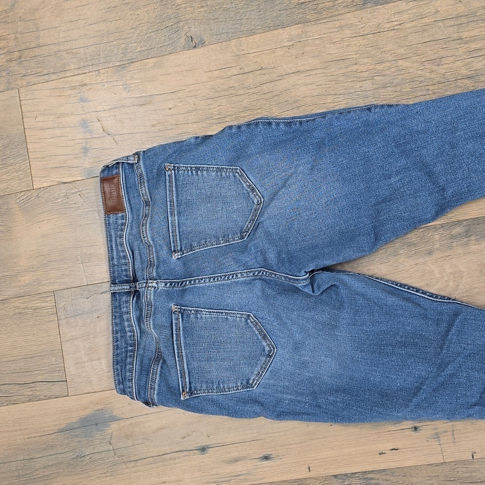 HOLLISTER | Curvy Mid-Rise Super Skinny | Denim Distressed Jeans | Size 9R (W29) - Picture 7 of 12